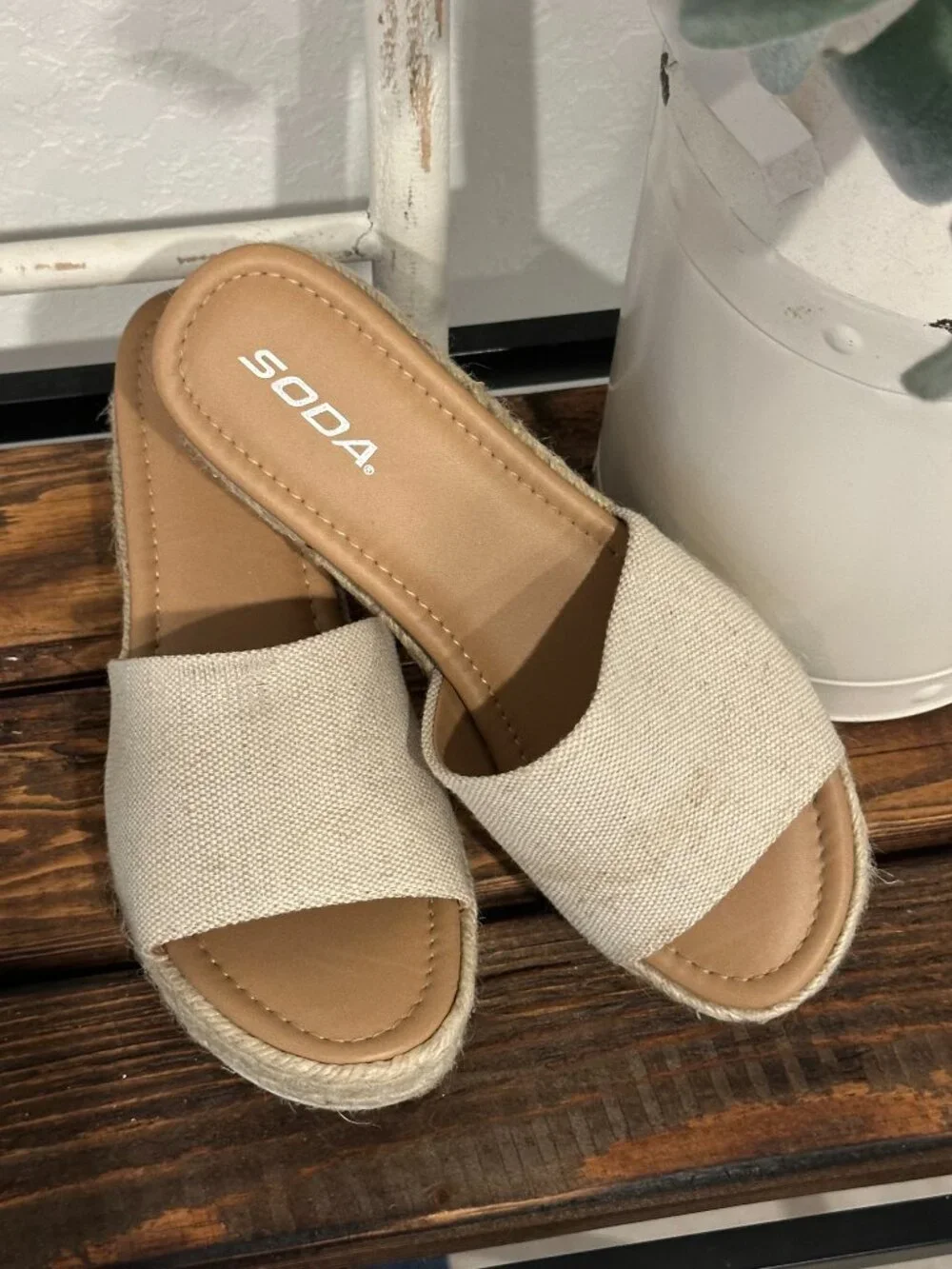 Soda Cream Espadrille Platform Slide Sandals Size 9